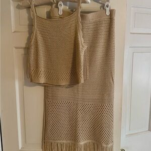 House of Harlow 1960 Beige Crochet Skirt Set